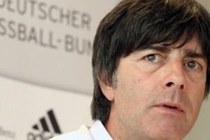 لوف يرجع سبب الهزيمة أمام الأرجنتين إلى طرد زيلير