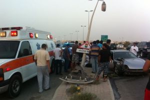 اصابة بحريني اصطدم بعمود إنارة بالقرب من قرية كرزكان (شاهد الصور)