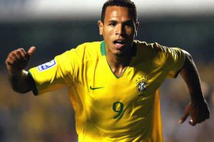 الريان القطري ينفي التعاقد مع البرازيلي فابيانو 