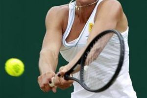 البلجيكية فيكماير تتقدم في بطولة نيو هيفن للتنس 