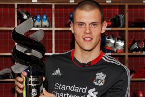 سكرتل يوقع عقدا جديدا مع ليفربول