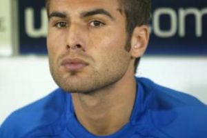 موتو يوقع مع اجاكسيو 