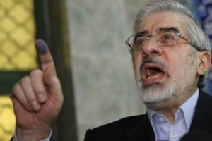 الزعيم الإيراني المعارض مير حسين موسوي يدخل إلى المستشفى 