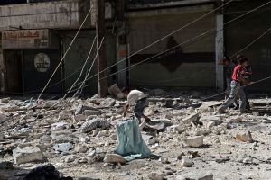 رغم أتون الحرب.. سوريون يخططون لما بعد سقوط الأسد 