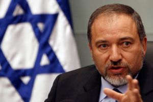 ليبرمان يصف قمة عدم الانحياز بـ'حفلة رياء'