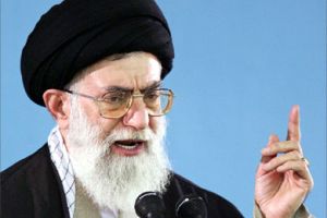 خامنئي يتهم واشنطن واسرائيل بانهما مسؤولتان عن الازمة السورية