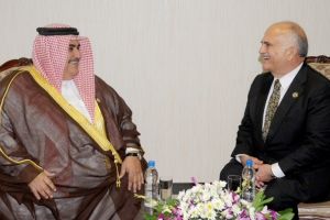 وزير الخارجية يبحث مع وفد الأردن القضايا المطروحة على جدول أعمال قمة عدم الانحياز