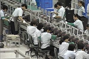 تراجع الإنتاج الصناعي في الصين الشهر الماضي 