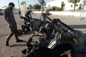 سقوط قتيل في انفجار سيارة ملغومة في منطقة تسوق ببنغازي 