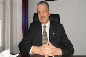 الرئيس الجزائري يعين الحكومة الجديدة غداة تعيين رئيس الوزراء 