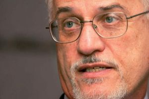 العراق يهدد شركات النفط الاجنبية بالقائمة السوداء لابرامها عقودا مع اقليم كردستان