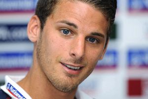 توتنهام يعير الجناح بنتلي الى روستوف الروسي 