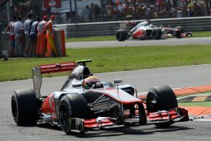 جائزة ايطاليا الكبرى: هاميلتون يحرز المركز الاول 