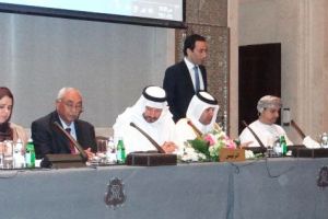 في المؤتمر الثاني لرؤساء المحاكم الإدارية بأبوظبي... الزايد تؤكد نزاهة القضاء البحريني في أحكامه