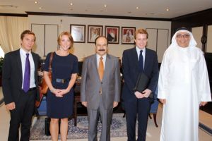 ميرزا يتطرق إلى أهم تطورات شبكات نقل وتوزيع وإنتاج الكهرباء والماء في البحرين