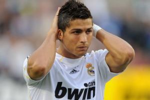 كريستيانو رونالدو يعود إلى مدريد لمعالجة 'أحزانه'