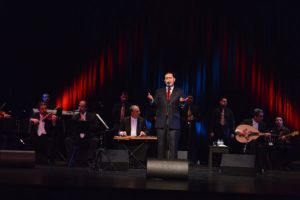 الفنان السوري حمام خيري يعبّر من البحرين برسالته الموسيقية للعالم