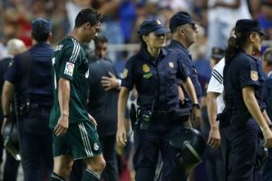 خيبة الأمل بداية على رونالدو الحزين