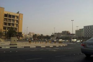 توسعة الشوارع هل أنهت الاختناقات المرورية بالبحرين؟..شاهد الصور 