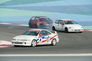 انطلاق الجولة الافتتاحية من بطولة تحدي حلبة البحرين الدولية 2000 سي سي