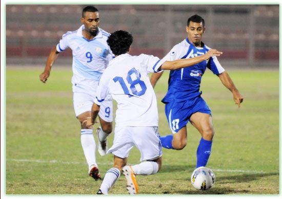 عبدالوهاب علي يحاول التخلص من مدافع النجمة