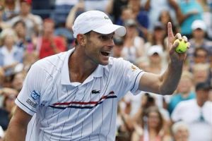 دورة سان بطرسبورغ: كليزان يحرز لقبه الأول