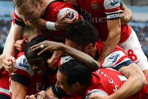 بطولة انكلترا: يونايتد يعمق جراح ليفربول وارسنال ينتزع التعادل من معقل سيتي