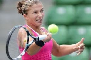 دورة طوكيو: شارابوفا ورادفانسكا الى ربع النهائي