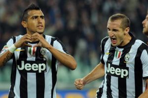 يوفنتوس يكتسح روما برباعية وميلان يتعثر مجدداً في الدوري الإيطالي