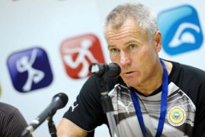 تيلور: عروض منتخب البحرين الأخيرة وراء إقالتي من تدريب الفريق