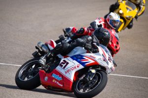 حلبة البحرين الدولية تقدم عروض عيد الأضحى المبارك