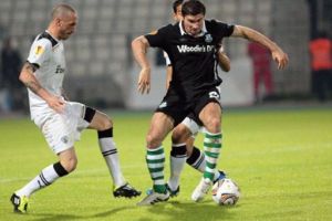 حرمان باوك اليوناني من جماهيره في ثلاث مباريات على ارضه ببطولات اوروبية