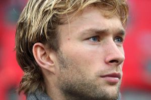 إيقاف رولفز لاعب خط وسط ليفركوزن مباراة واحدة