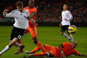 هولندا تتعادل سلباً مع ألمانيا في لقاء ودّي 