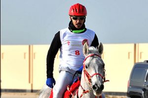 خالد بن حمد يؤكد أهمية السباق التأهيلي في إعداد الفرسان والجياد لموسم القدرة