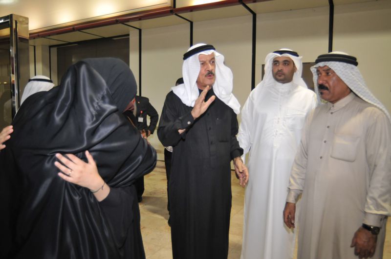 وزير الصحة كان في مقدمة المستقبلين