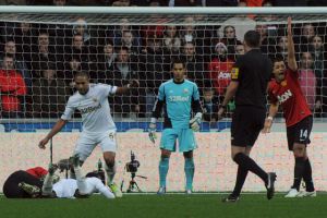 تشيلسي يمطر شباك أستون فيلا بثمانية أهداف ويونايتد يسقط في كمين سوانزي بالدوري الإنجليزي