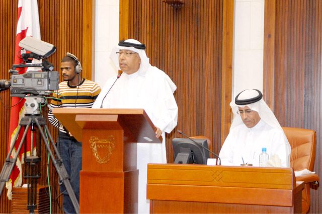 الدوسري: اشراك الجميع في الحوار دون تغليب أي طرف - تصوير : أحمد آل حيدر