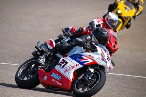 نهاية أسبوع مثيرة تنتظر عشاق السرعة بحلبة البحرين الدولية  