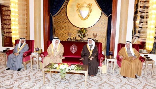 عاهل البلاد مستقبلاً رئيسي مجلسي النواب والشورى