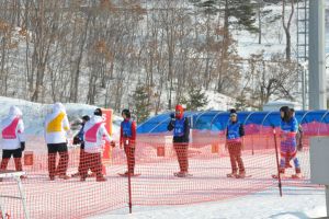 لاعبو الاولمبياد الخاص البحريني يضعون قدماً في نهائيات الجري على الجليد في دورة الألعاب العالمية الشتوية بكوريا الجنوبية