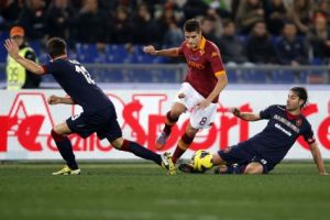 كالياري يوجه الضربة القاضية لزيمان باسقاطه روما في معقله