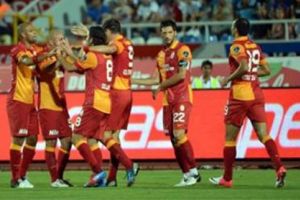 بلدية آكهيسار يقهر بلدية اسطنبول في عقر داره بالدوري التركي