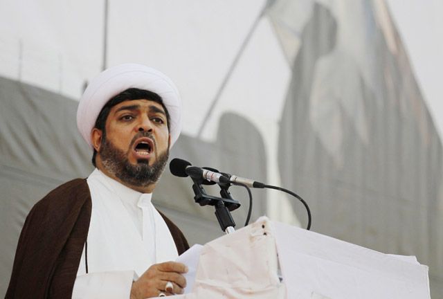 الشيخ حسين الديهي يلقي كلمة في الاعتصام - REUTERS