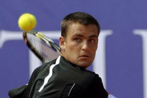 تأهل الروسي يوجني والإيطالي سيبي للدور الثاني ببطولة دبي للتنس