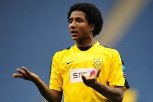 النصر السعودي يوقف لاعبه حمود بعد بصقه على لاعب في العربي الكويتي! 