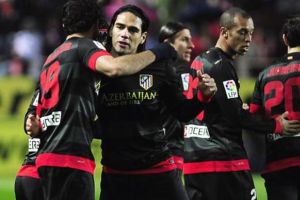 أتلتيكو يطيح بإشبيلية ويلتحق بجاره ريال في النهائي   