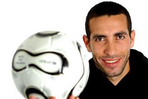 أبوتريكة يتعافى من اصابته ويغادر مع 'بني ياس' للقاء 'البسيتين' البحريني