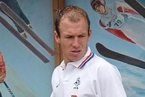 جوستافو وروبن يقودان كتيبة بايرن ميونيخ في مواجهة ارسنال