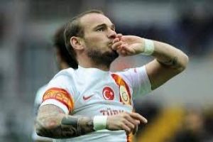 غلطة سراي يعزز صدارته للدوري التركي